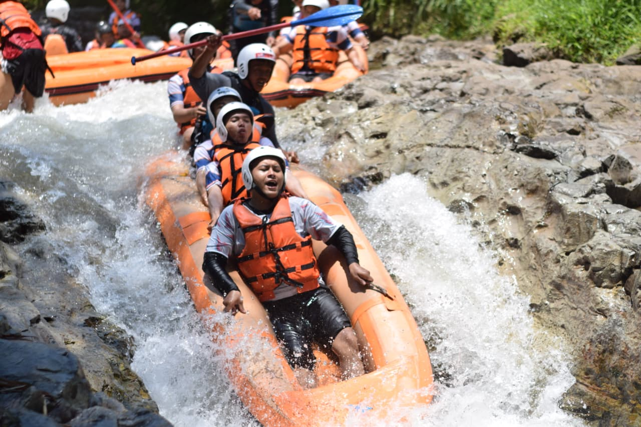 arung jeram bandung pangalengan ciwidey lembang