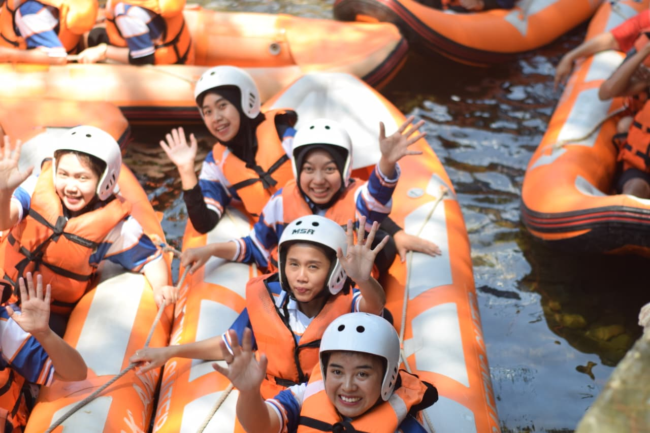 arung jeram bandung pangalengan ciwidey lembang